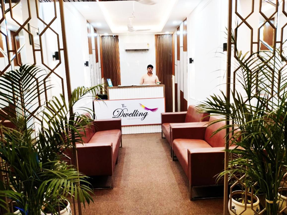 The Dwelling Paradise Hotel เกรทเตอร์นอยดา ภายนอก รูปภาพ